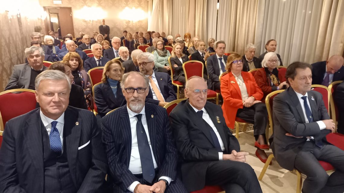 AMBIENTE: una conferenza interclub di successo